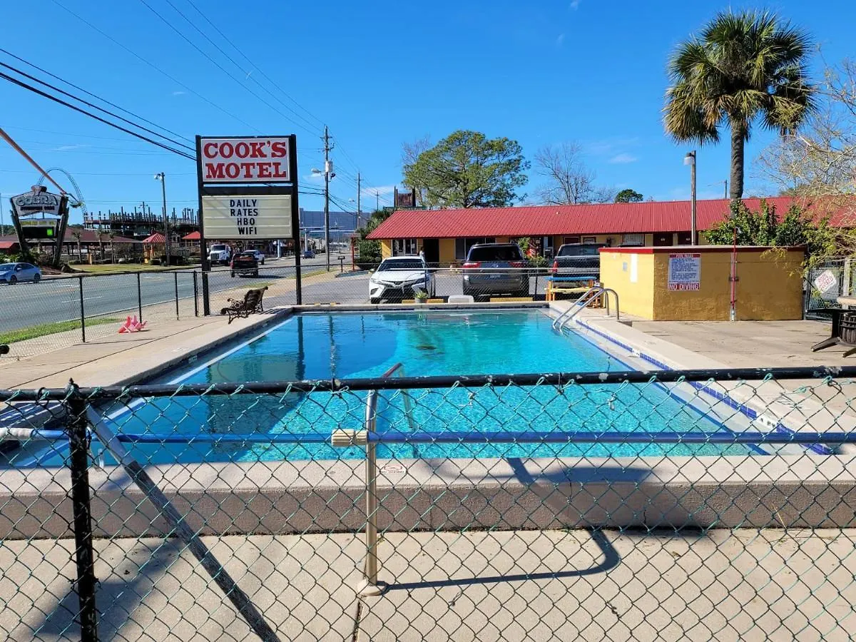 Cook'S Motel- Panama City Beach Upper Grand Lagoon 4*,